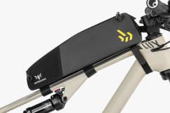 Bikepacking brašna Apidura Backcountry long top tube pack (1,8l)