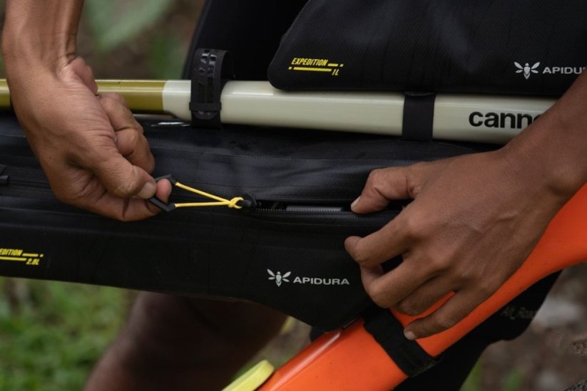 Bikepacking brašna Apidura Expedition frame pack (5,7l)